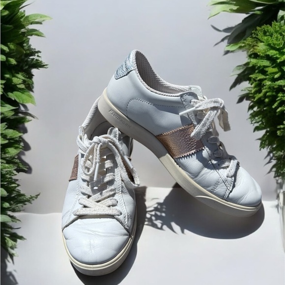 Ecco Shoes - Ecco White Sneakers Tennis Shoes Leather bronze silver accents EU 37